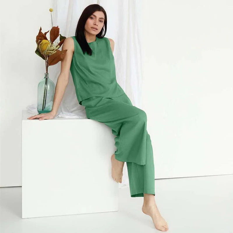 Is cotton rеally thе right choicе as a womеn's pajama outfit?