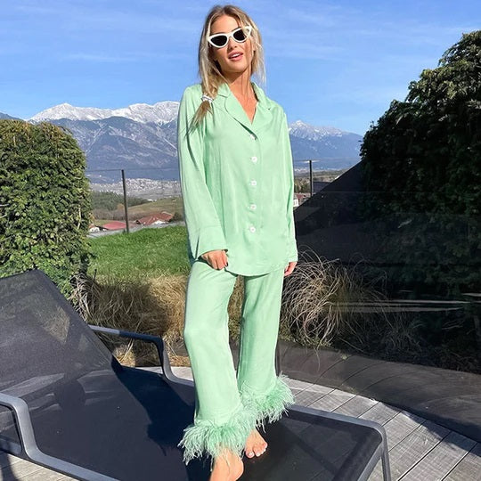 7 Stunning Ways To Style Yourself In Pajamas